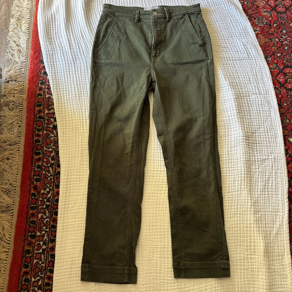 Everlane The Slim Leg Crop Pant in green size 6